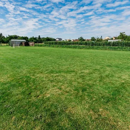 Cerny Sklep 3* Dobsice (South Moravian)
