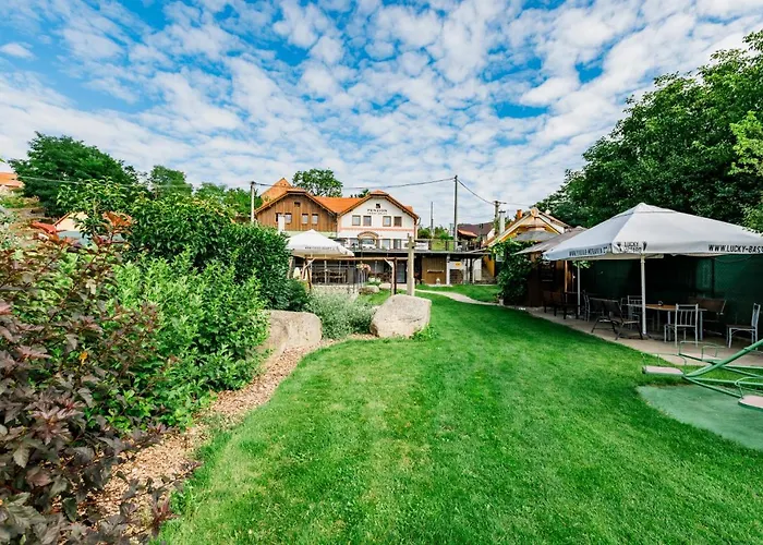 Casa de hóspedes Cerny Sklep Dobsice (South Moravian)